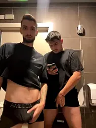 mixedcouplee69 webcam model stream image