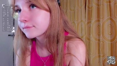 JoanGills webcam model stream image