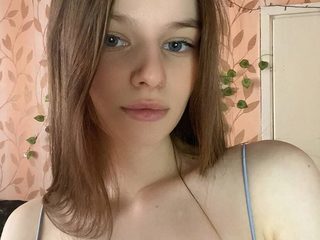 Elvia Foulks webcam model stream image