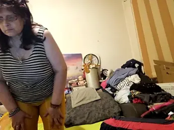 Samantha_Squirt@xh webcam stripchat model stream image