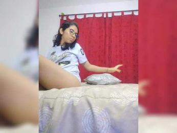 skinny333 webcam bongacams model stream image