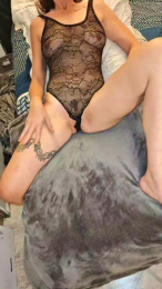 Loulou_27 webcam model stream image