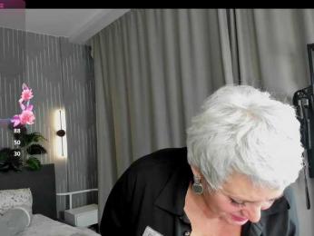 Linda-Zefir webcam model stream image