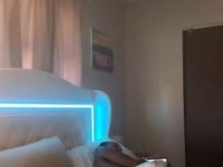 big-general webcam model stream image