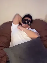 meme_n webcam model stream image