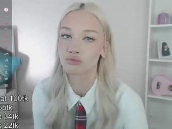 vickyfuckingdoll webcam model stream image