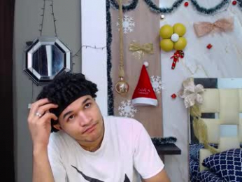 moon_and_fire_ webcam model stream image