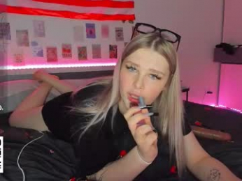 krisi_myrr webcam model stream image