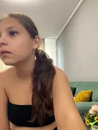 18teengirl3 webcam model stream image