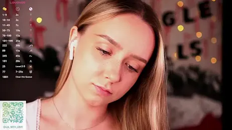 HollisBeckett webcam model stream image