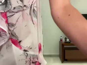 mayaxxhill webcam model stream image