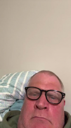 Starless webcam model stream image