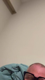 Starless webcam model stream image