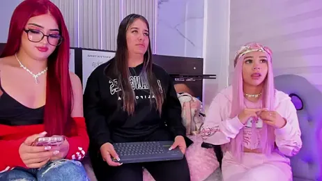 Violet_spencer webcam model stream image