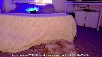 SiennaLaMalfa webcam cam4 model stream image