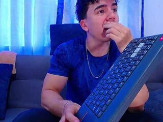 Andre Parker webcam flirt4free model stream image