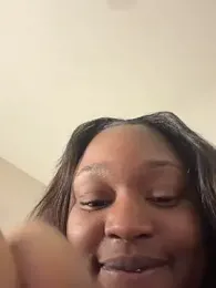 symone4u webcam model stream image