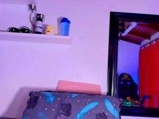 violeta-evanz webcam camsoda model stream image