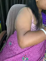 Kritika_21 webcam model stream image