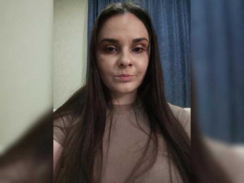Kristicat webcam model stream image