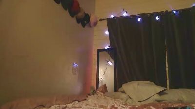 breababee webcam model stream image