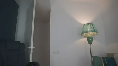 Yvonna_One webcam stripchat model stream image