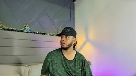 Spencer_LunaBigtits webcam stripchat model stream image