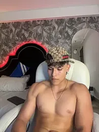 DilanMiller_ webcam model stream image