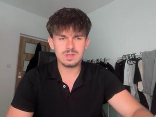 Charlton Lee webcam model stream image