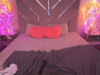 CrystalBarbie webcam model stream image