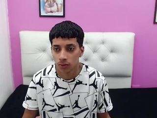 jl-brayan webcam model stream image