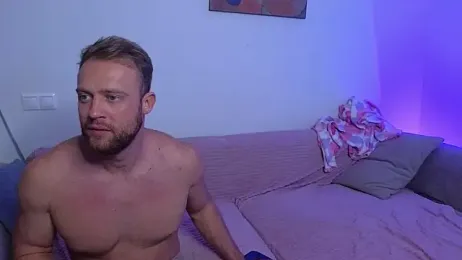 MaxMia webcam model stream image