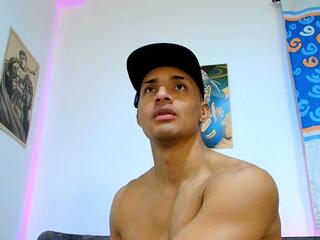 Smith Fitness webcam flirt4free model stream image