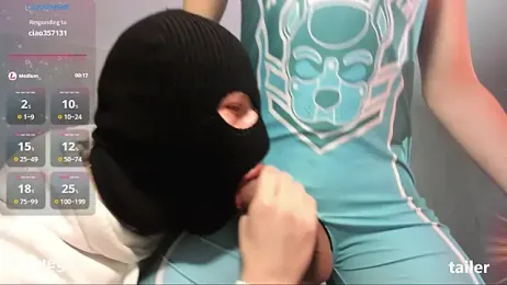 tailer_ webcam model stream image