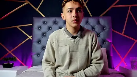 Lian_Miller1_ webcam model stream image