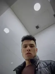 Eros_lee webcam model stream image