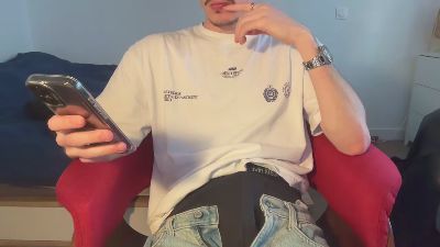 jules300 webcam model stream image