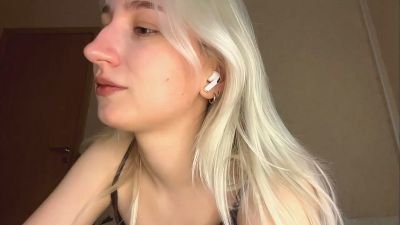 GenesisElder webcam model stream image