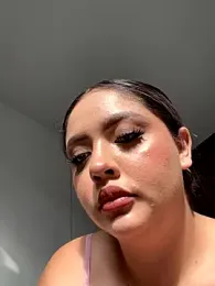 mumbay_girald webcam model stream image
