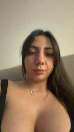 airam22 webcam cam4 model stream image