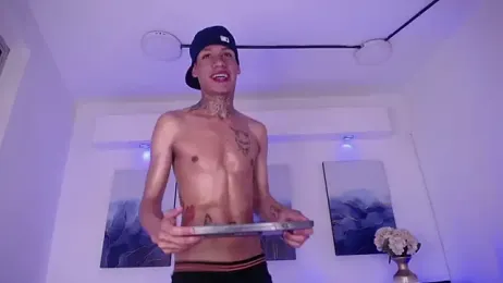 DereckStorm webcam model stream image