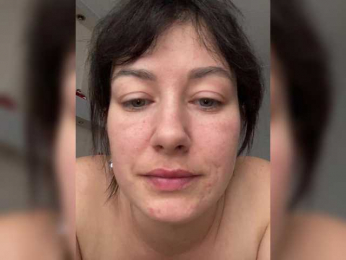 KatrinZeta webcam model stream image