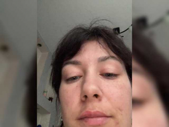 KatrinZeta webcam model stream image