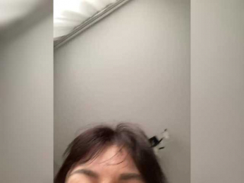 KatrinZeta webcam bongacams model stream image