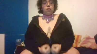 Estixuwu webcam model stream image