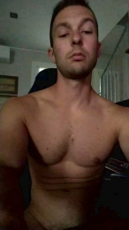 riccardoyeah webcam cam4 model stream image