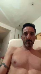 chusitoxxx webcam model stream image