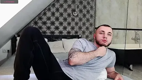 PaulGrow webcam model stream image