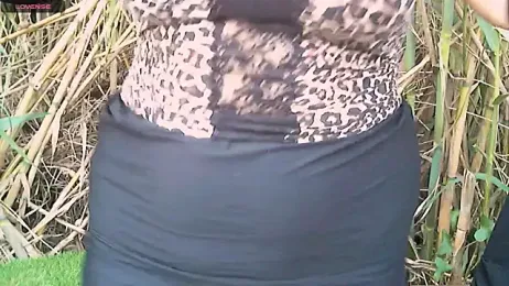 Peasant webcam model stream image