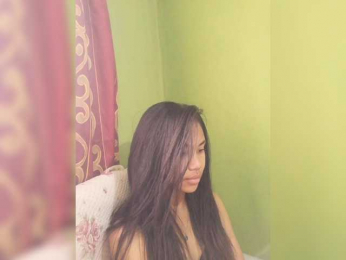 anaiss webcam bongacams model stream image